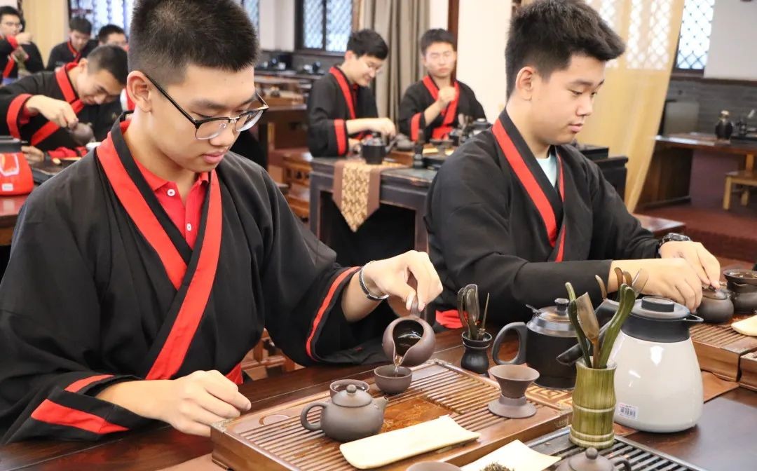 习礼孝文化，传家风孝道_第一书记网_中国青年网